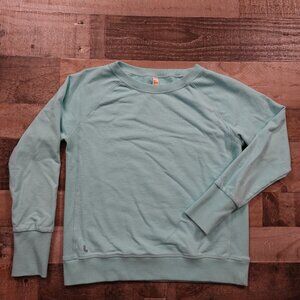 Lolë crew neck sweatshirt long sleeve women's large light blue